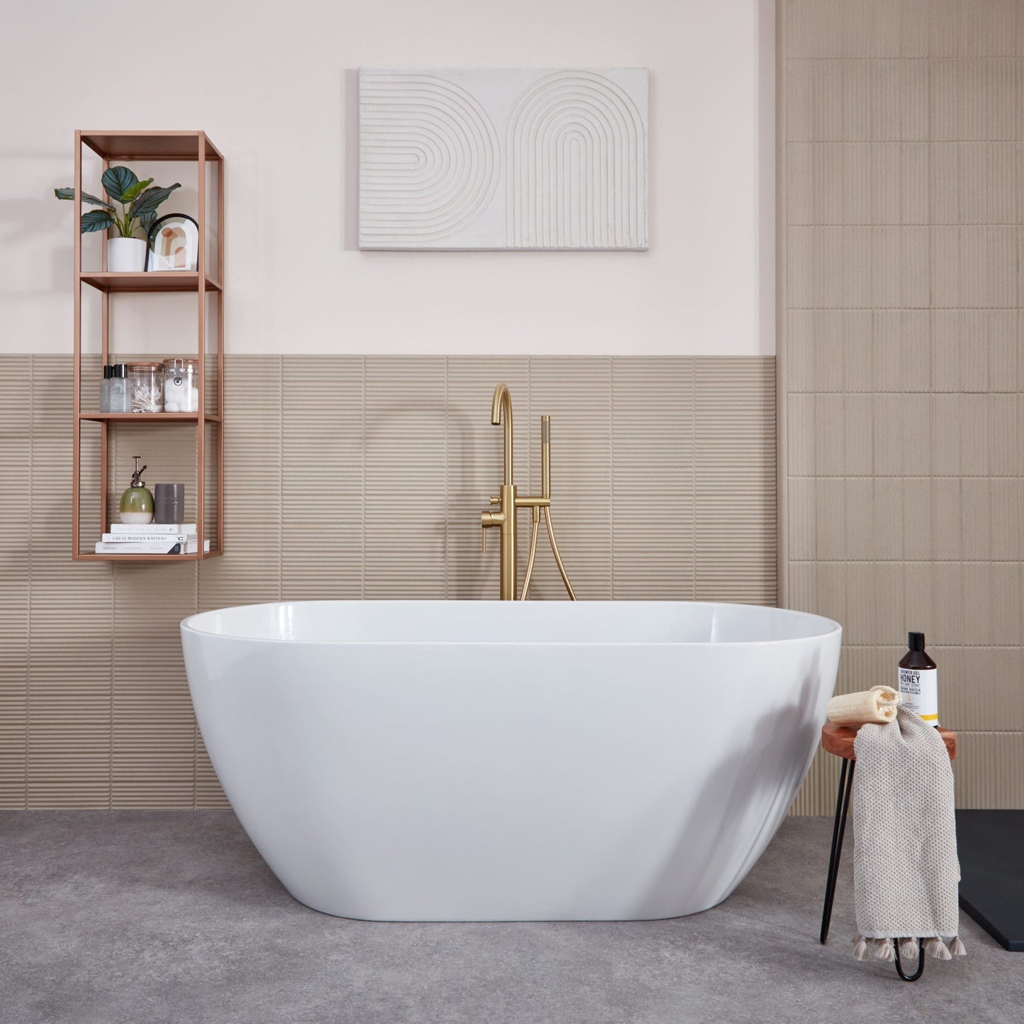 Frontline AquaKast Summit freestanding bathtub in white, 1680 x 750mm, with smooth curved edges and modern design.